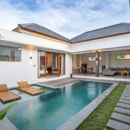 Atania Villa'S Bingin 乌鲁瓦图 外观 照片